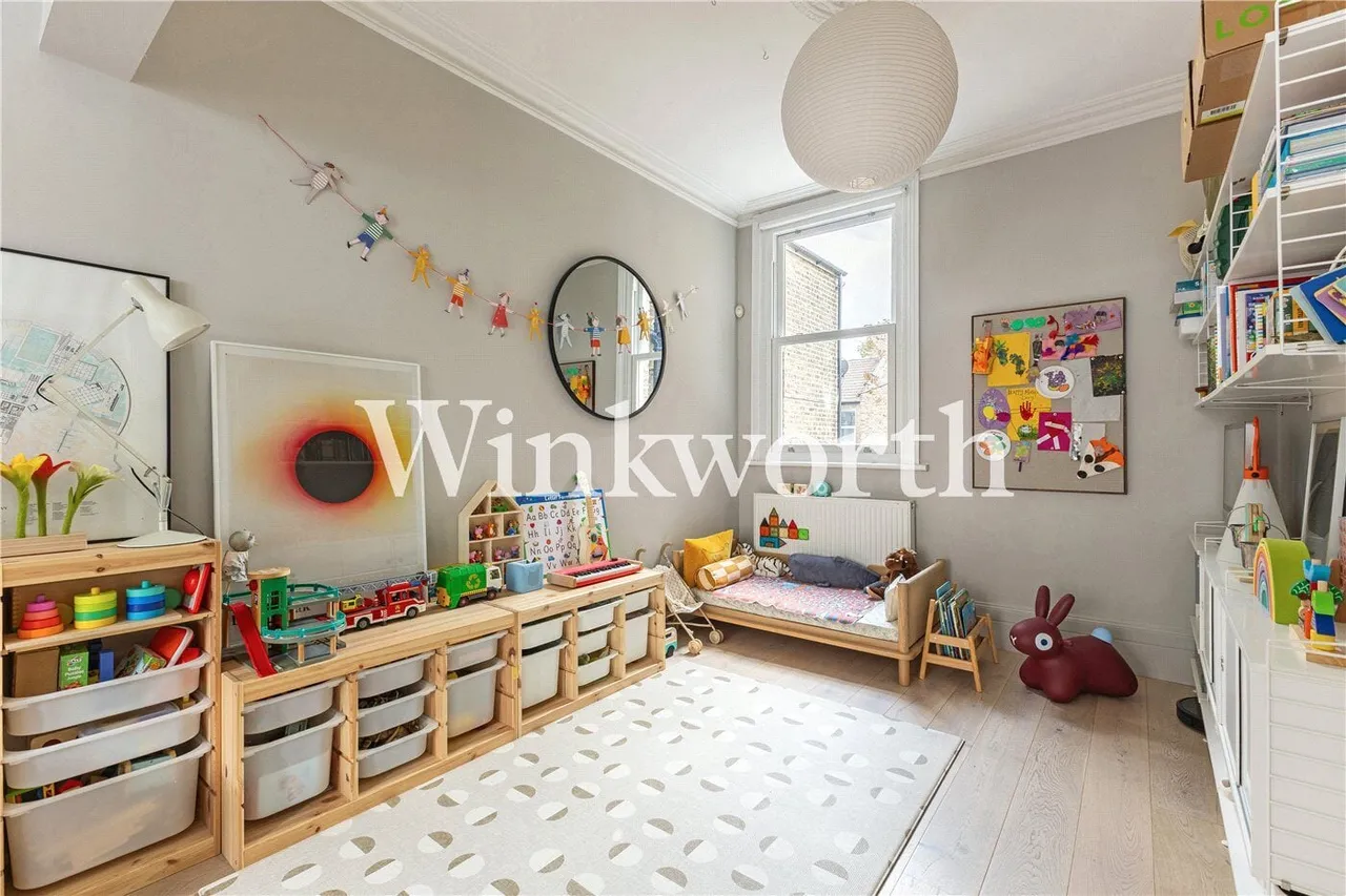 Greyhound Road, London, N17, photo 6