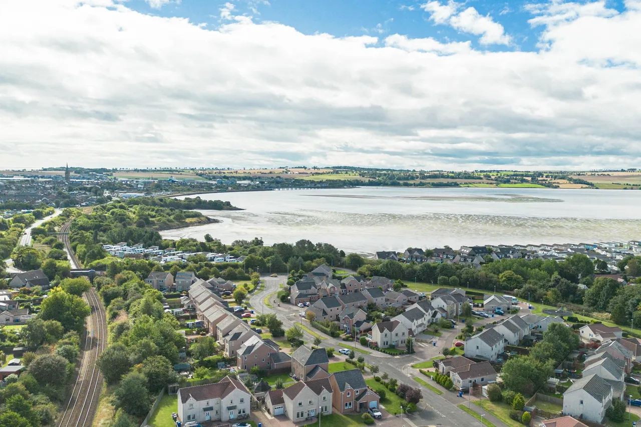 Kestrel Place, Montrose, DD10, photo 40