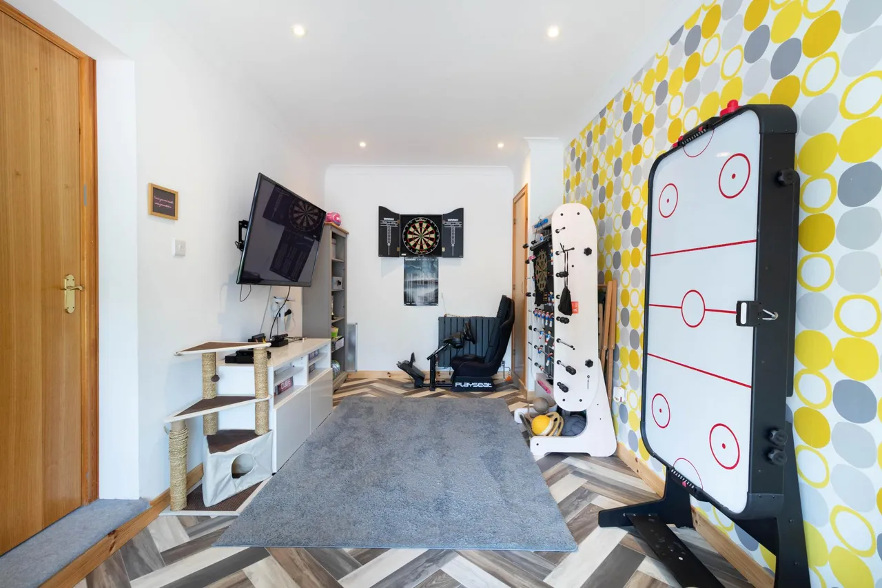 Kestrel Place, Montrose, DD10, photo 11