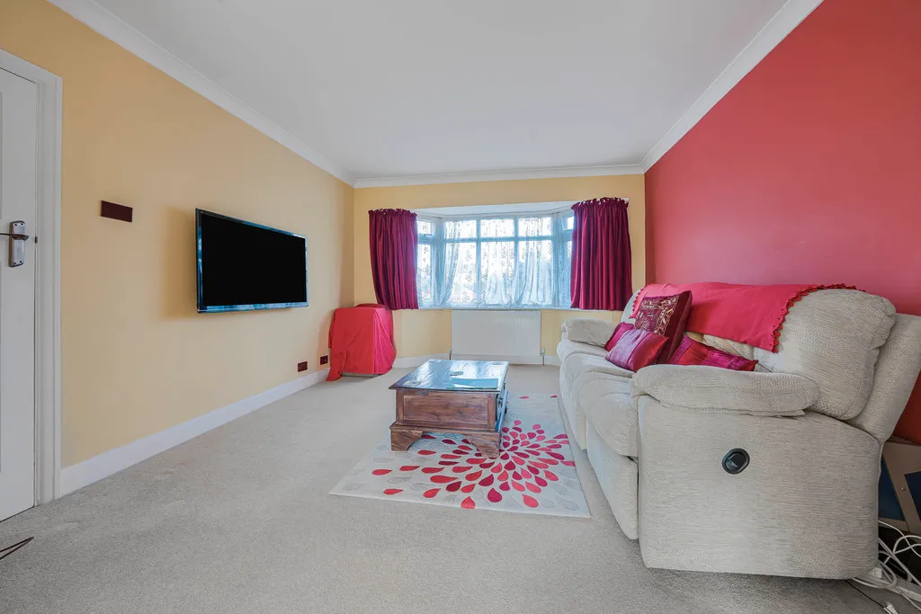 East Mead, South Ruislip, HA4, photo 7
