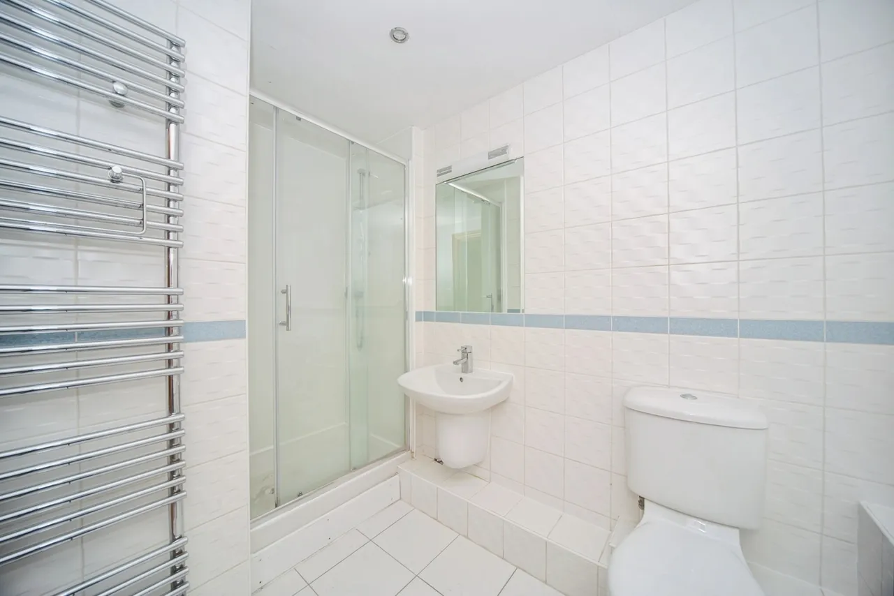 Canute Road, Southampton, SO14, photo 13