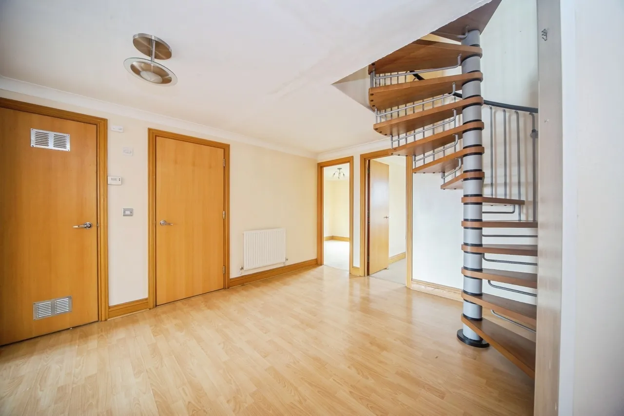 Canute Road, Southampton, SO14, photo 16