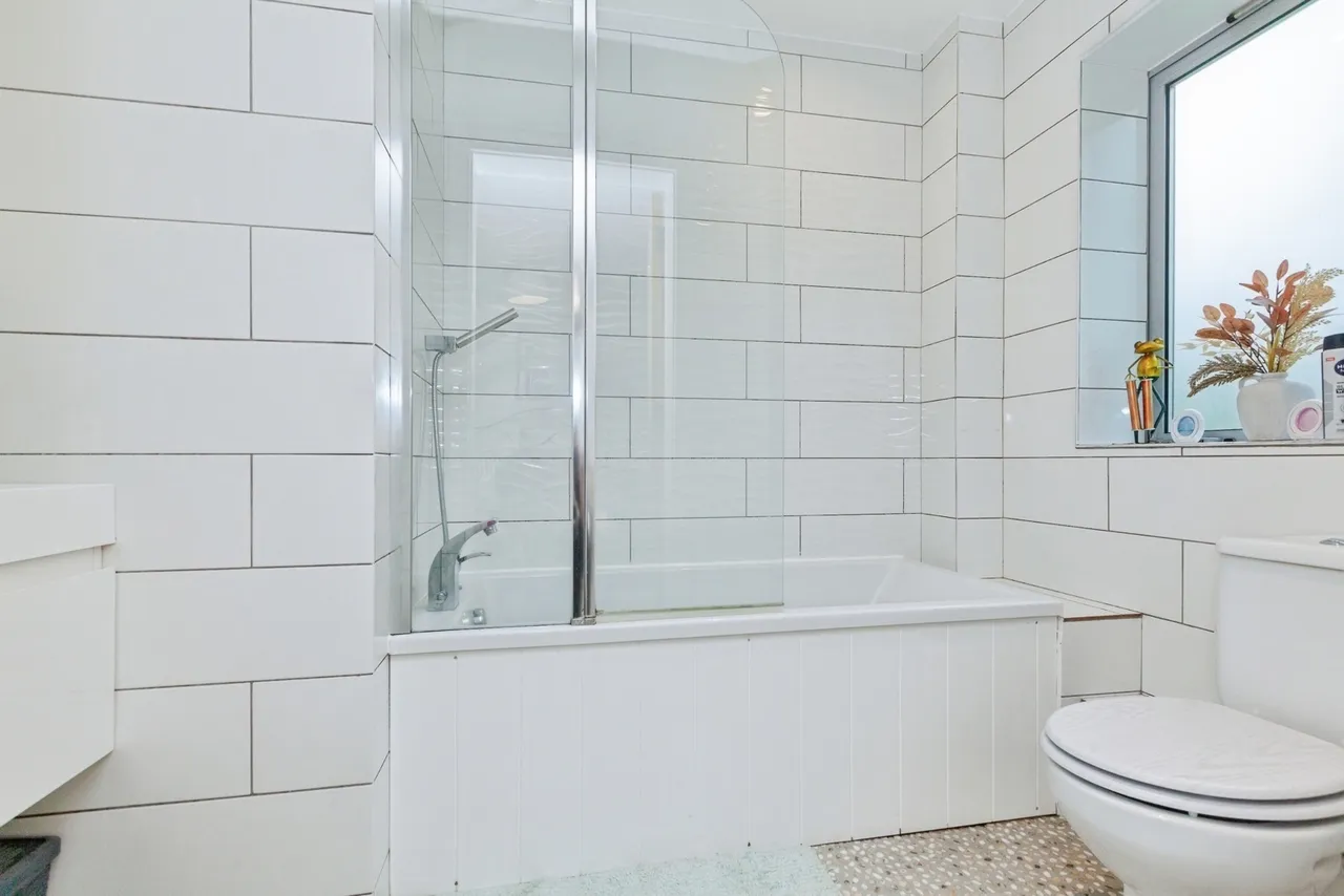 Dudley Whenham Close, Syston, LE7, photo 9