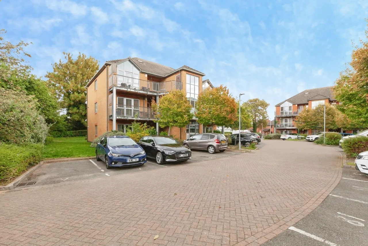 Dudley Whenham Close, Syston, LE7, photo 17