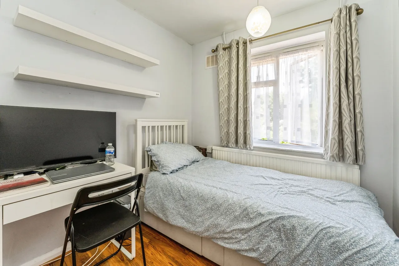 Fernside Avenue, London, NW7, photo 11