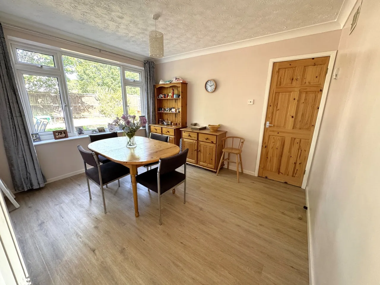 Keach Close, Winslow, photo 4