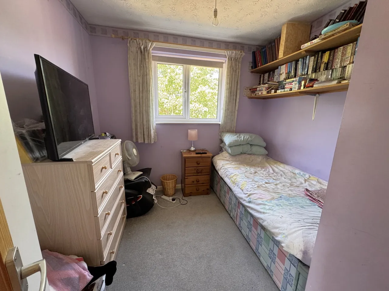 Keach Close, Winslow, photo 14
