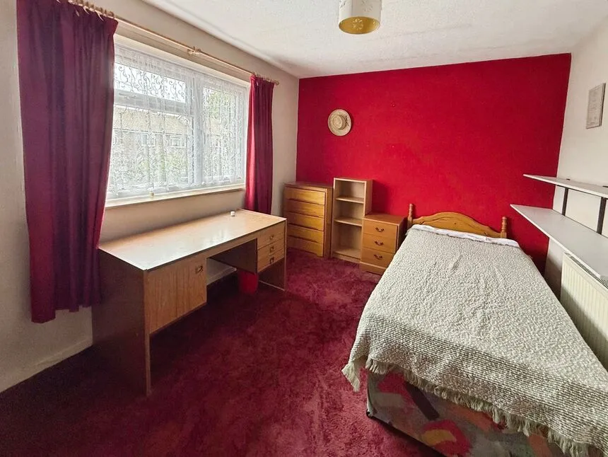 Felixstowe Road, London, SE2, photo 8