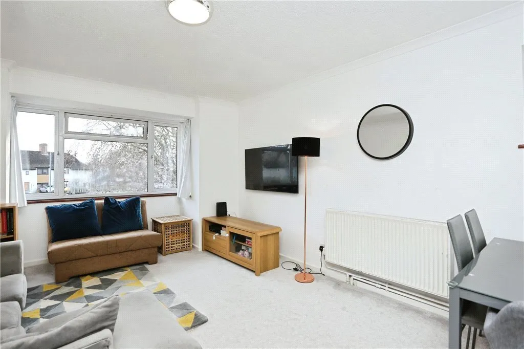 Kensington Avenue, Thornton Heath, CR7, photo 2