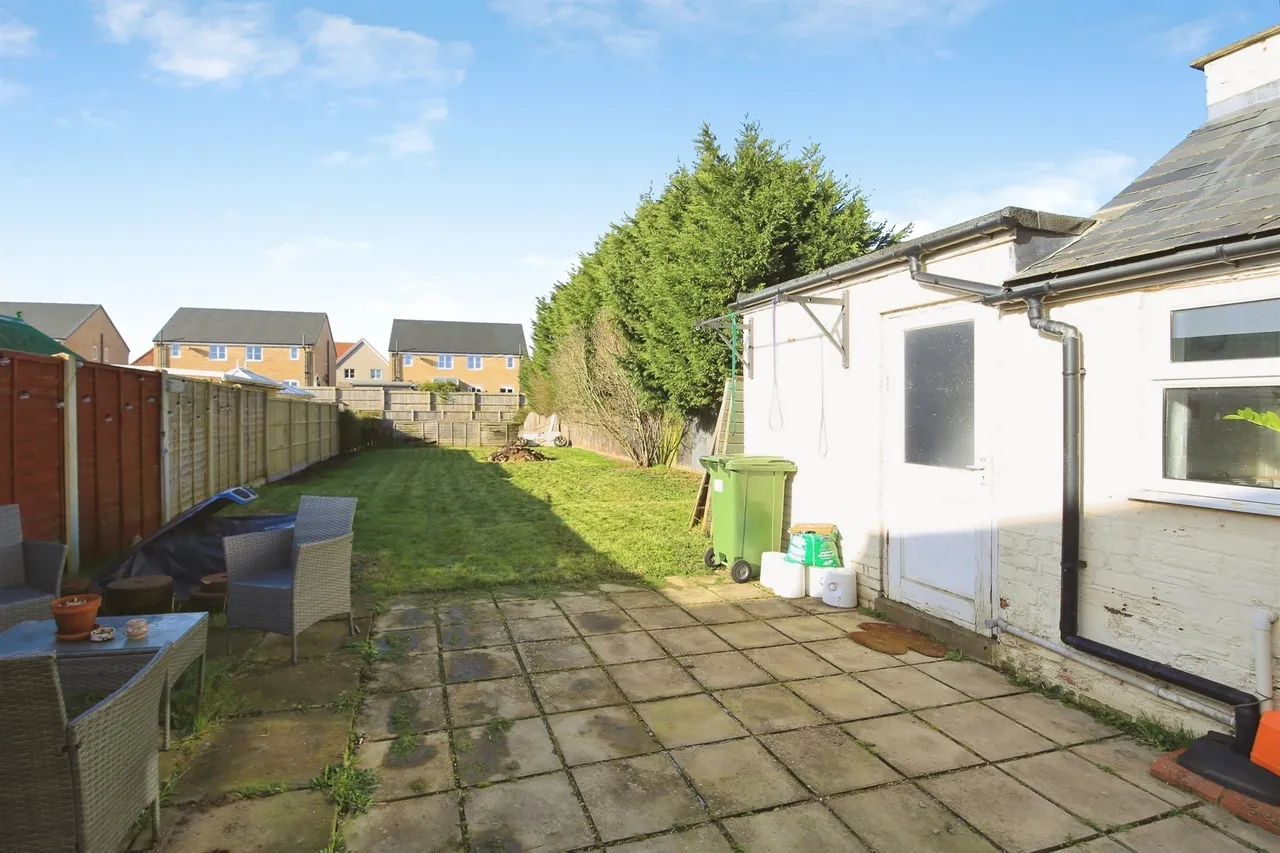 Fen Road, Spalding, PE12, photo 13