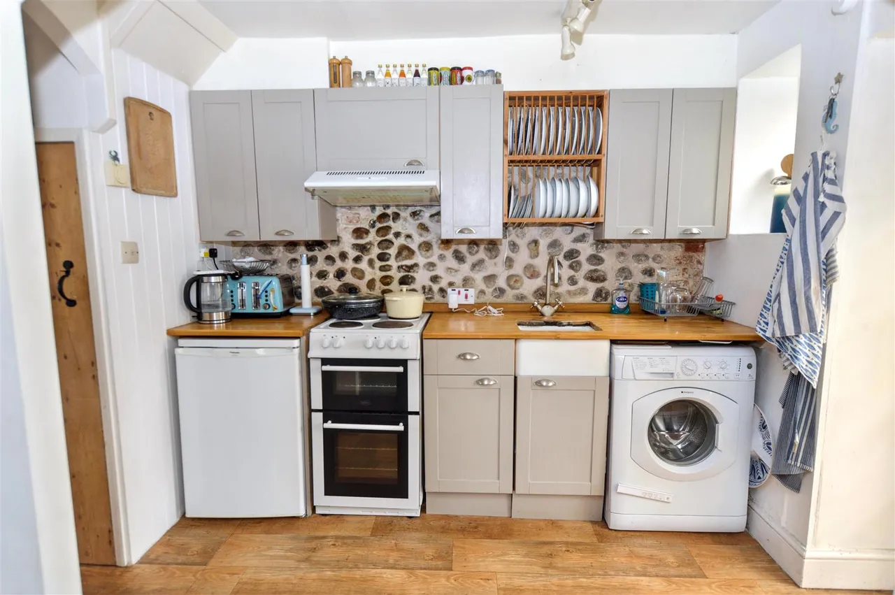 Church Street, Southrepps, NR11, photo 8