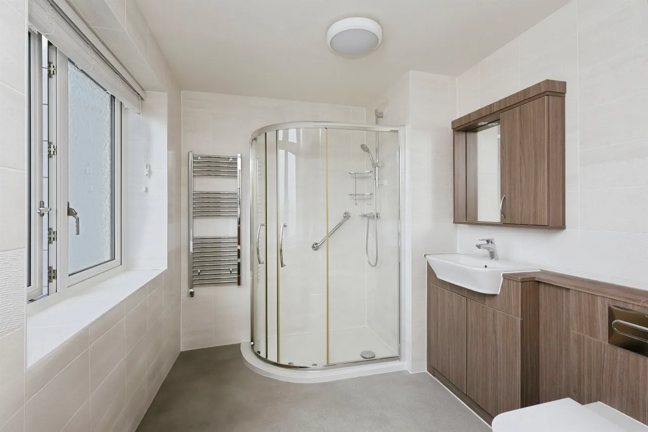 Southfields Road, Eastbourne, photo 12