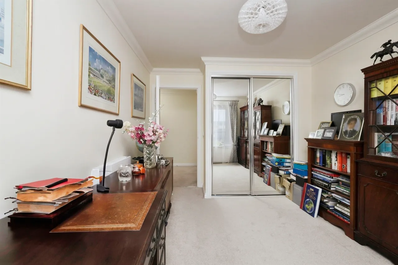Southfields Road, Eastbourne, photo 8