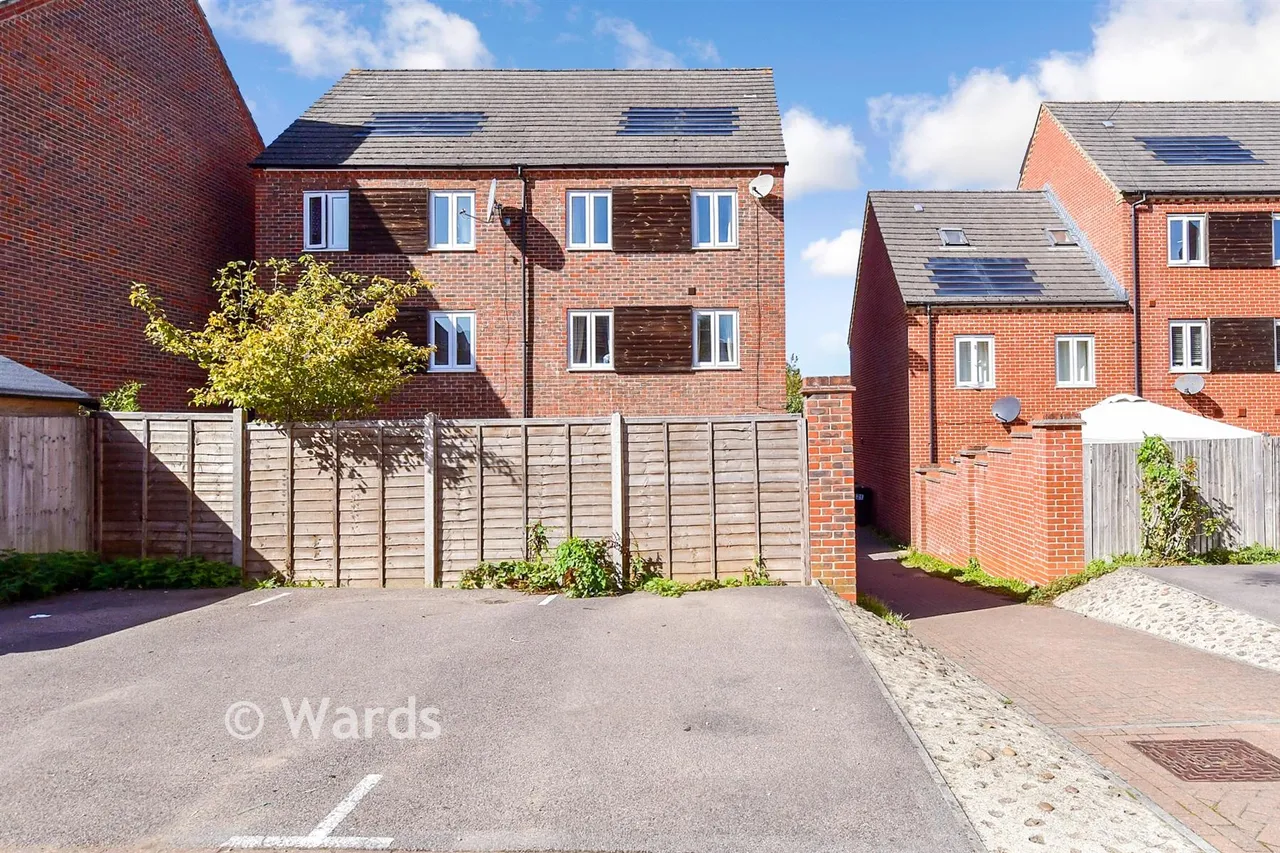 Melrose Close, Loose, ME15, photo 11
