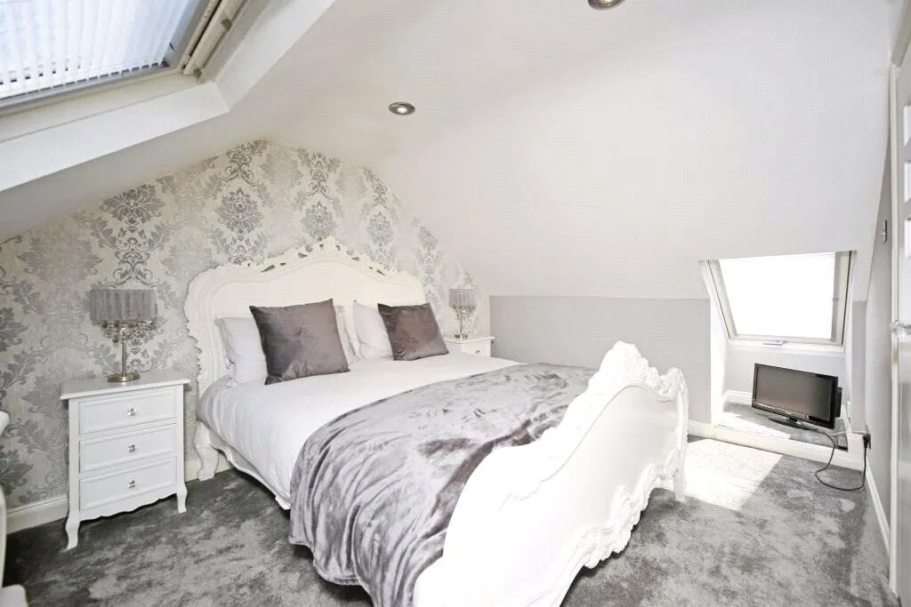 Alderton Close, Solihull, B91, photo 13