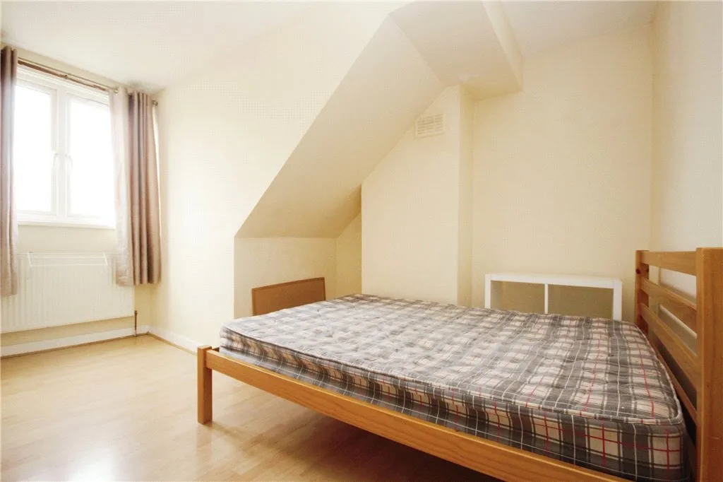 Leigham Vale, London, SW16, photo 4