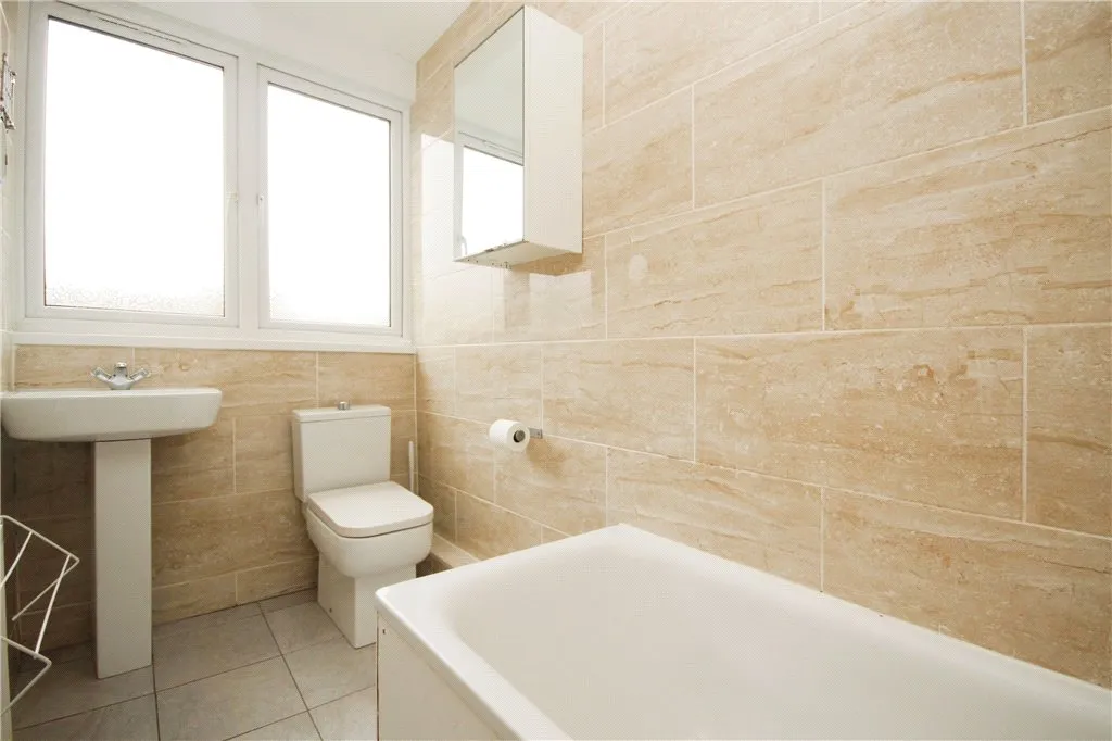 Leigham Vale, London, SW16, photo 5
