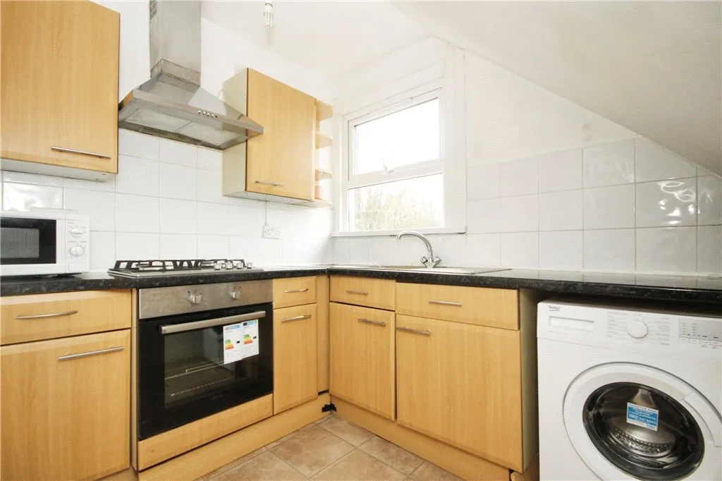 Leigham Vale, London, SW16, photo 3