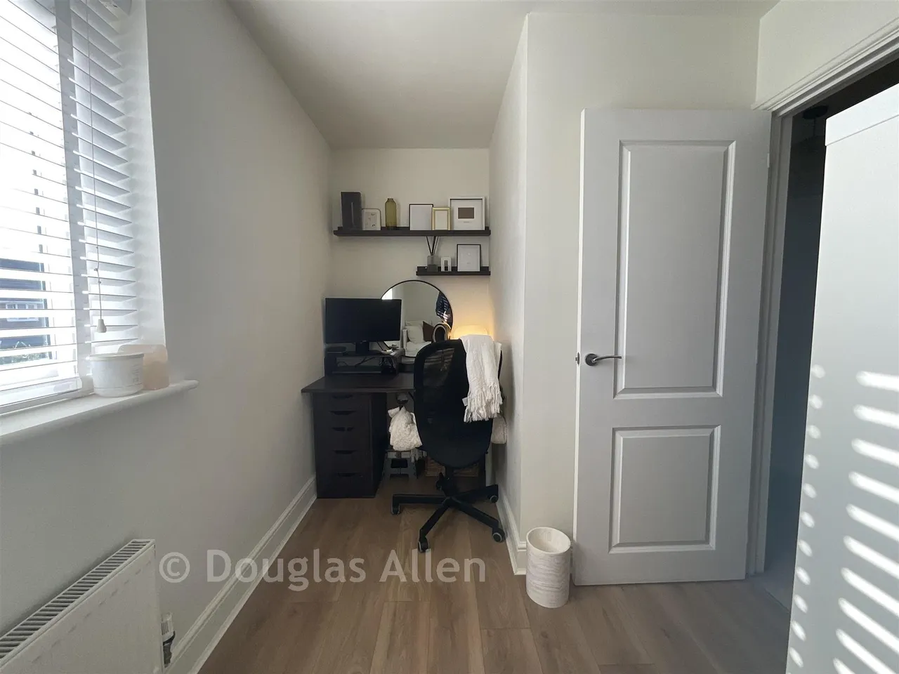 Dennington Crescent, Basildon, SS14, photo 6