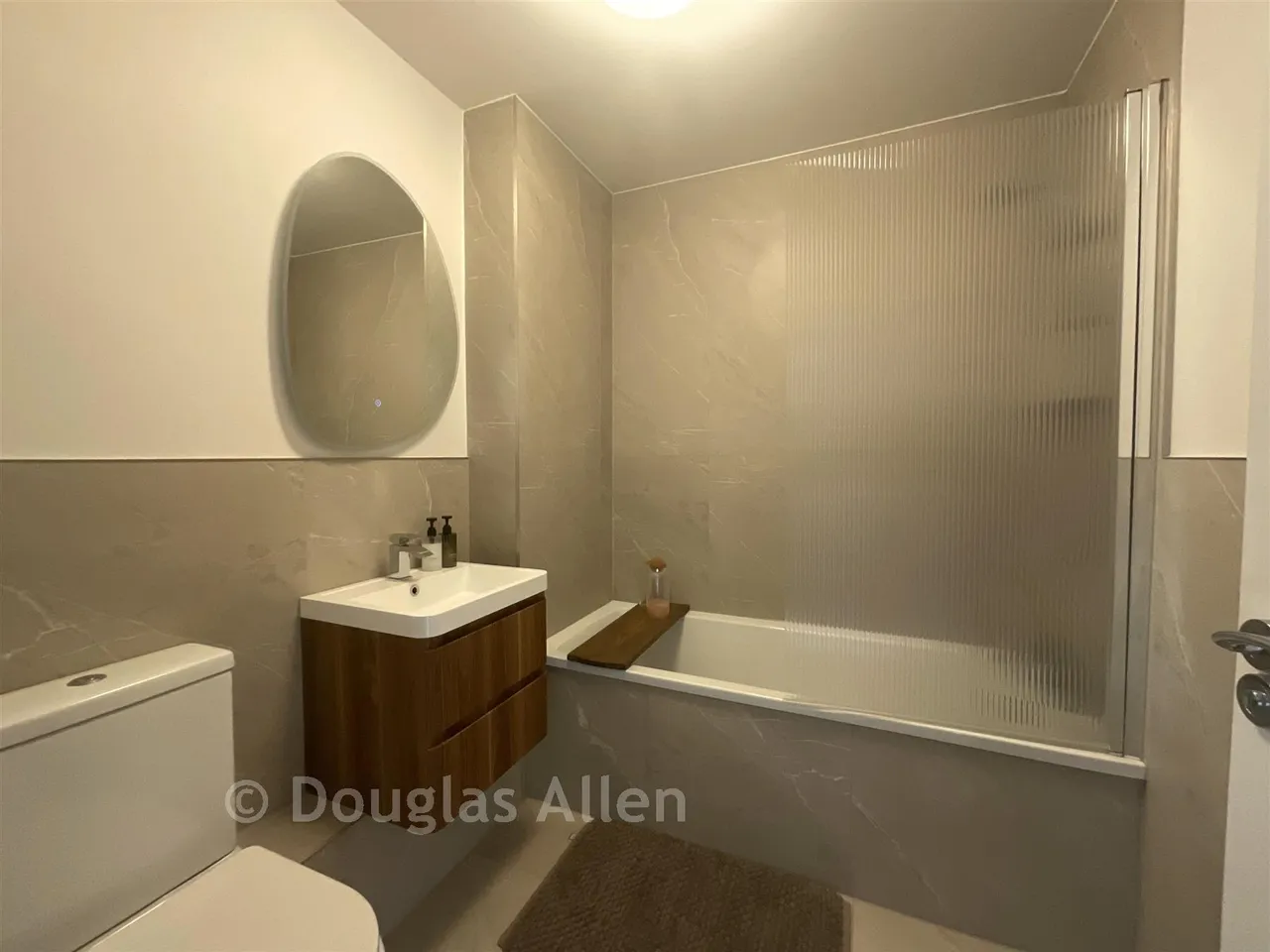 Dennington Crescent, Basildon, SS14, photo 10