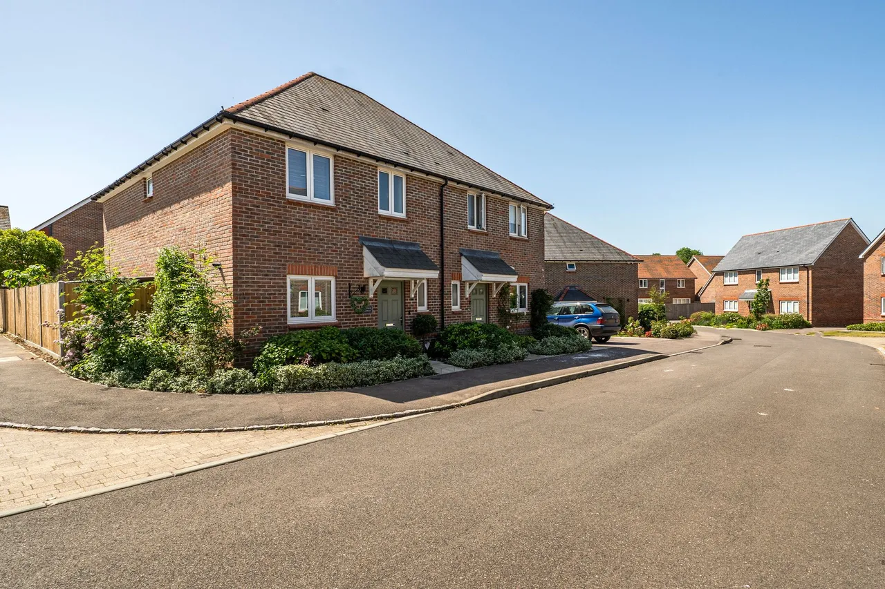 Chestnut Drive, Thakeham, RH20, photo 27