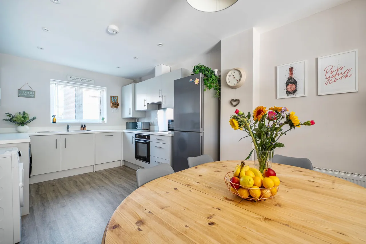 Chestnut Drive, Thakeham, RH20, photo 5