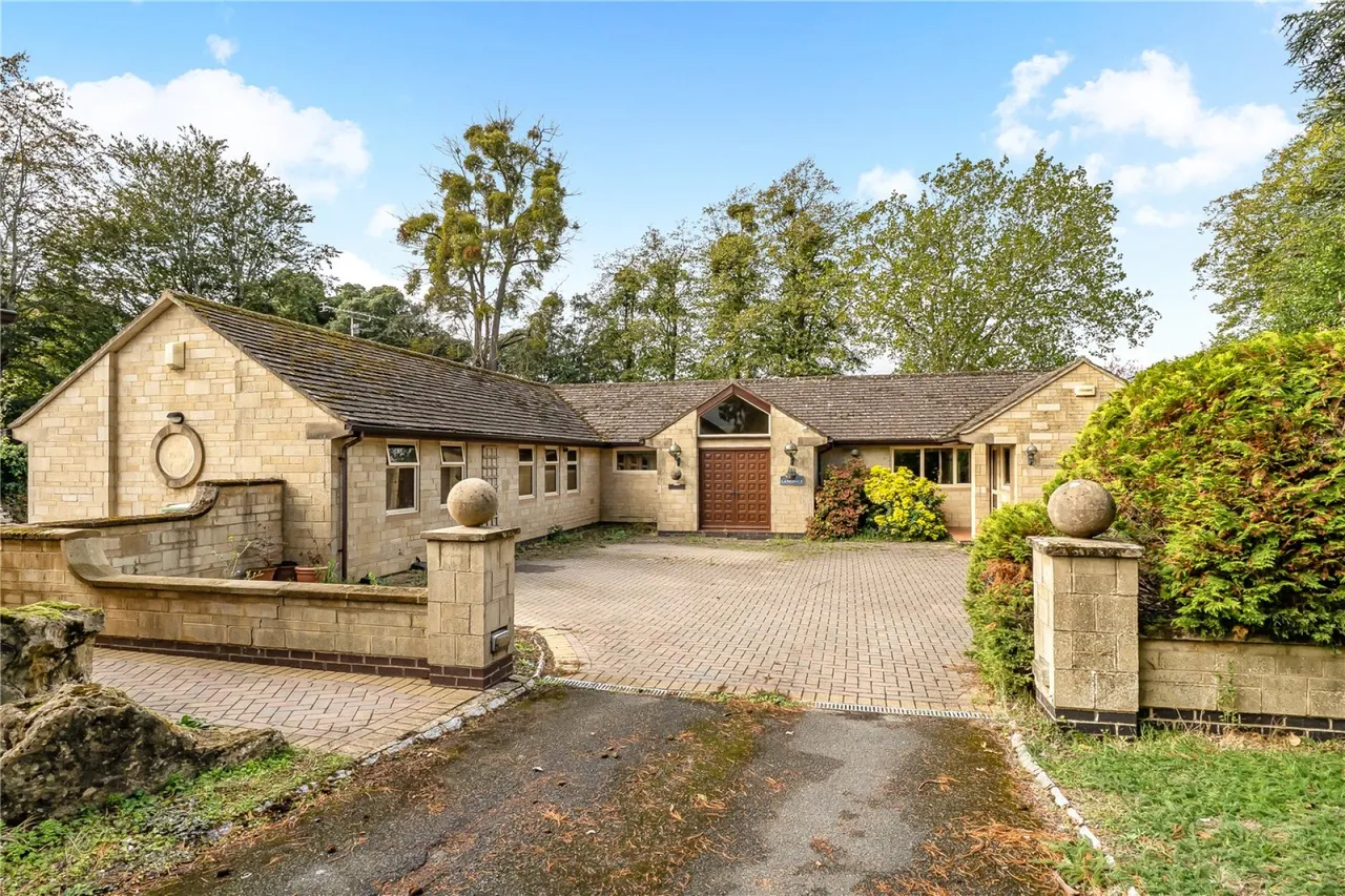 5 bed house for sale, Church Lane, Prestbury, GL52
