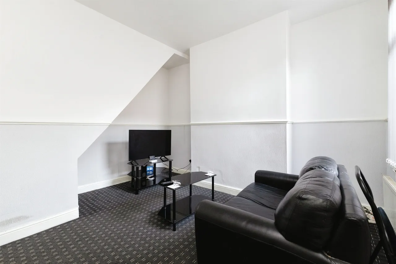 Essex Street, Middlesbrough, TS1, photo 2