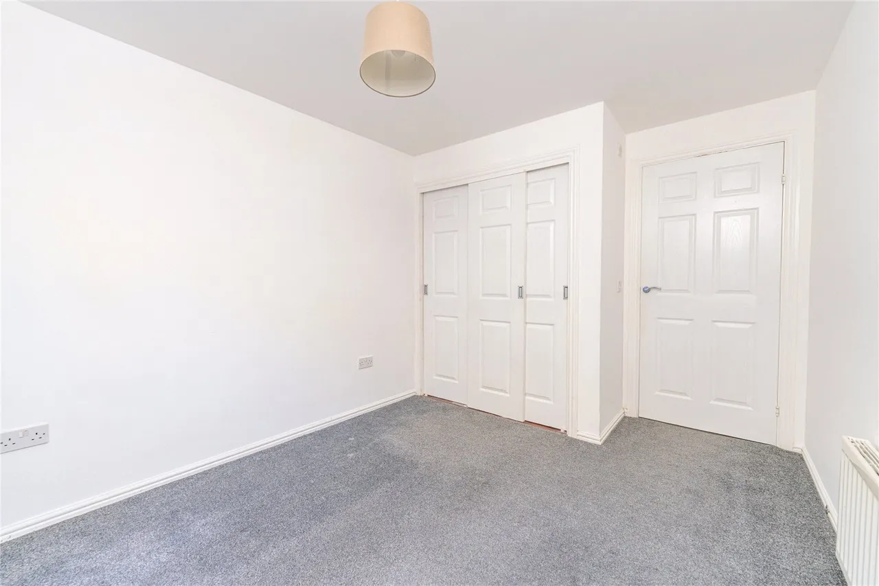 Lady Campbells Court, Dunfermline, KY12, photo 18