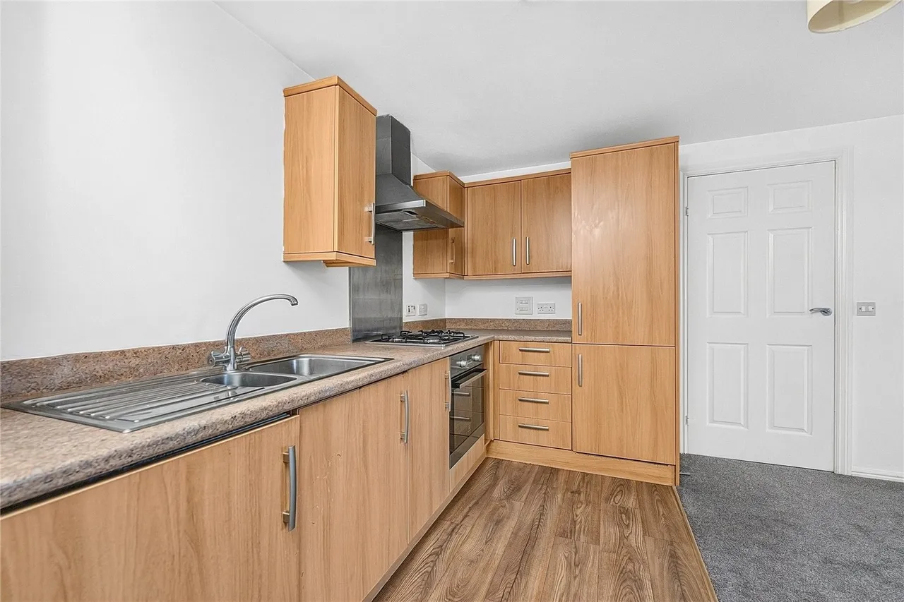 Lady Campbells Court, Dunfermline, KY12, photo 9