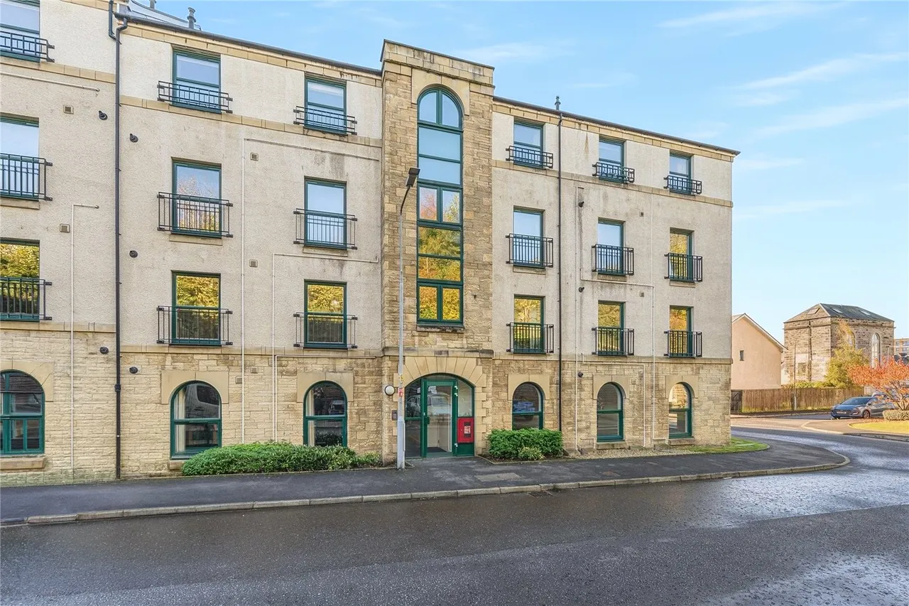 2 bed flat for sale, Lady Campbells Court, Dunfermline, KY12