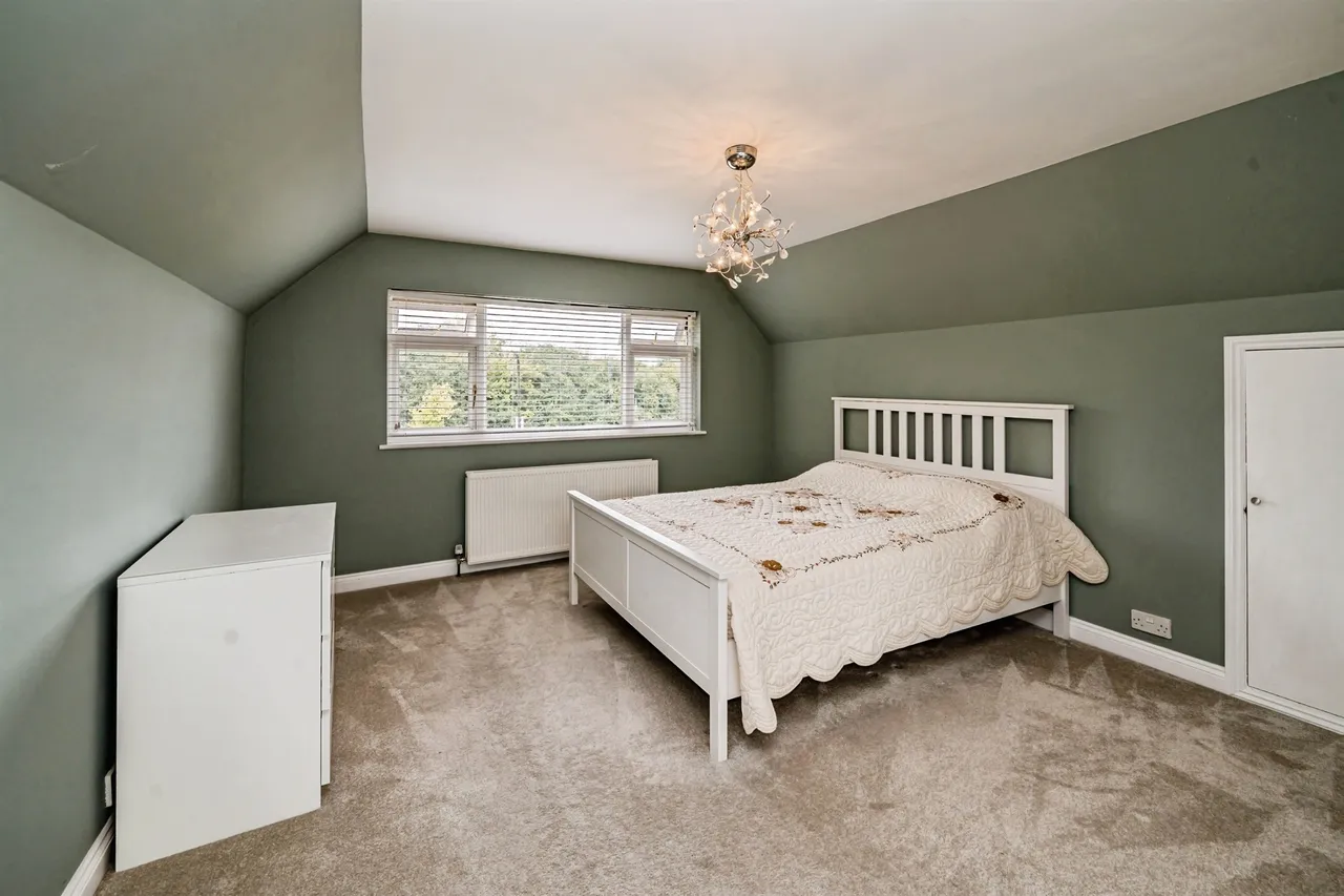 Dove House Crescent, Slough, photo 9