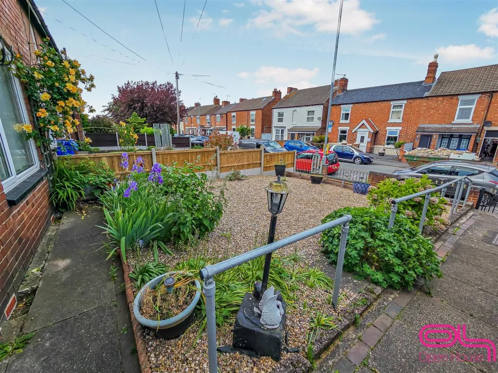 Woods Lane, Burton-On-Trent, DE15, photo 4