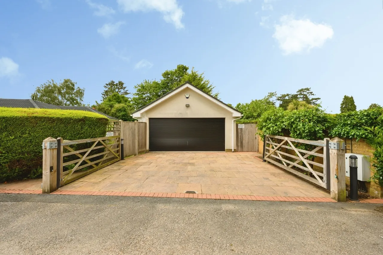 Uplands Road, Kenley, CR8, photo 16