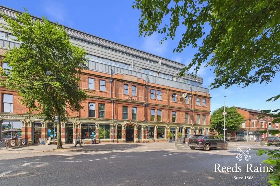 2 bed flat to rent — Ormeau Road, Belfast, BT7