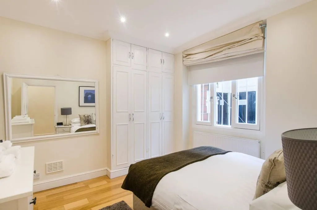 Gloucester Street, London, SW1V, photo 11