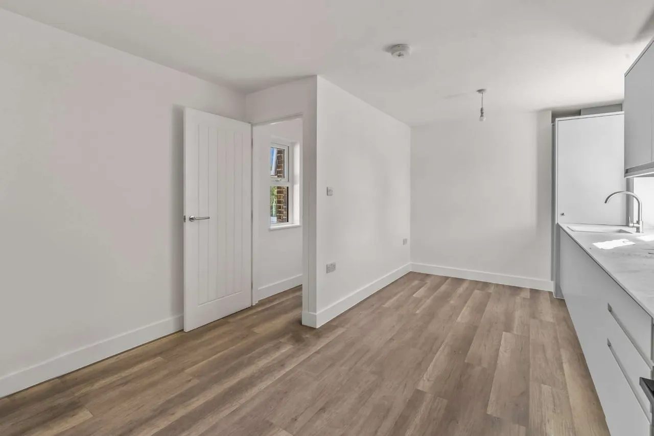 Teddington Park Road, Teddington, TW11, photo 2