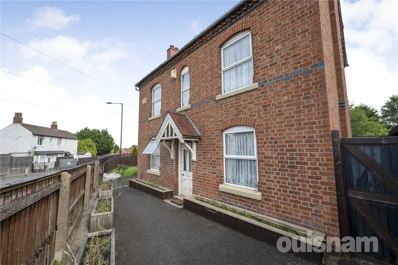 Turves Green, West Heath, Birmingham, B31 4AH, photo 2