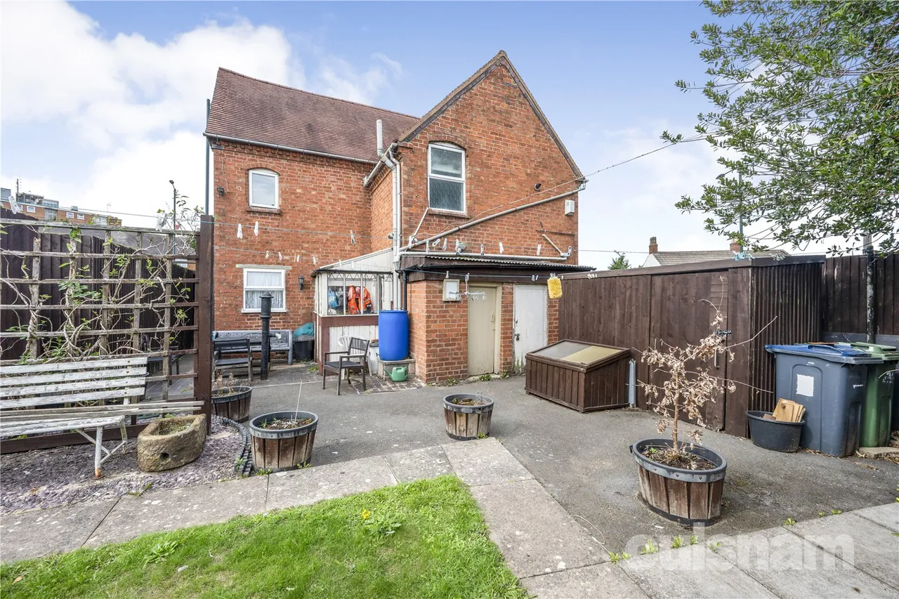 Turves Green, West Heath, Birmingham, B31 4AH, photo 16