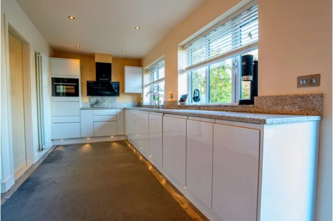 Willows Drive, Manchester, M35, photo 8