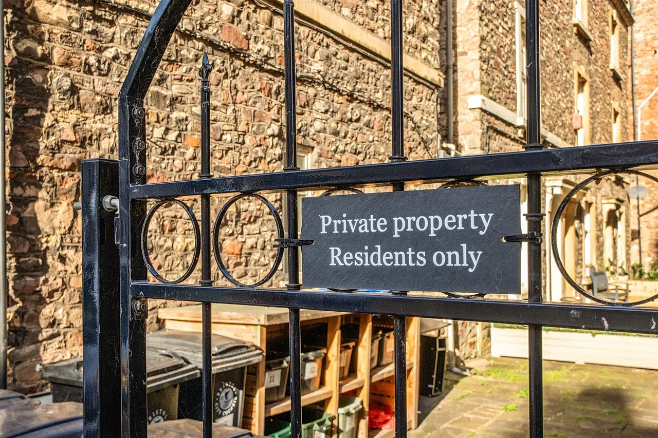 Portland Street, Clifton, BS8, photo 8