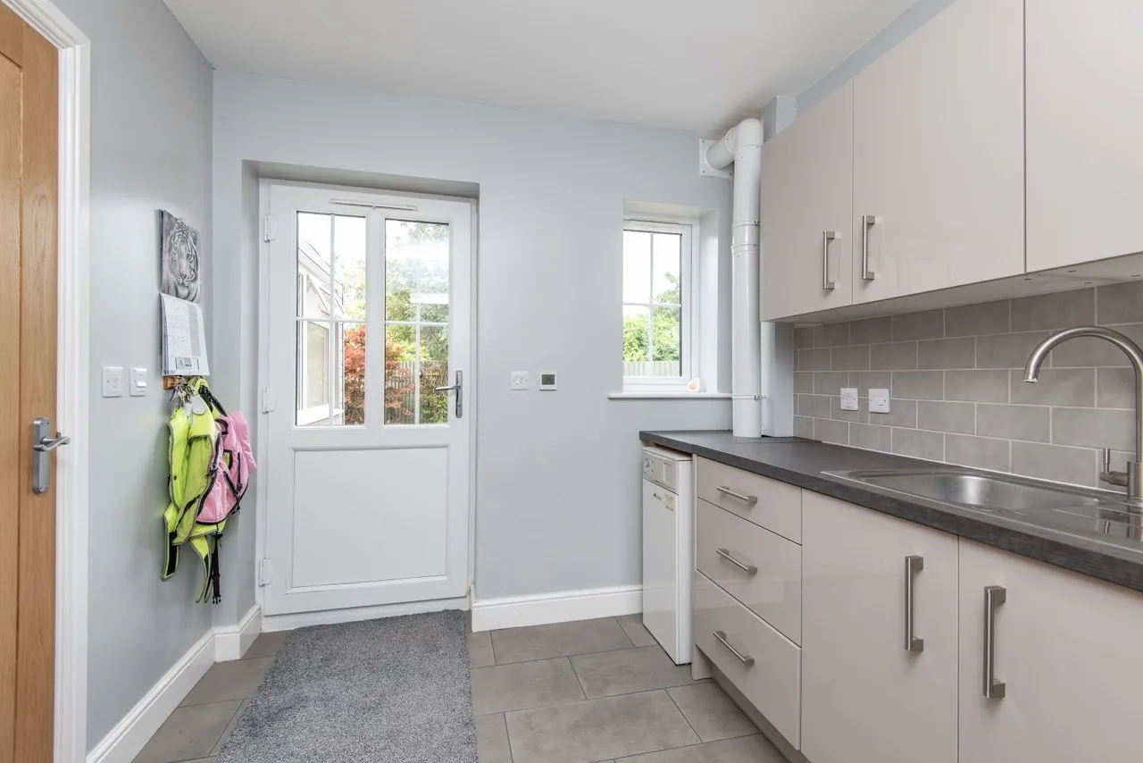 Tower Gardens, Sutterton, PE20, photo 12