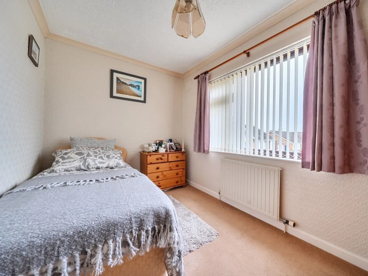 Newman Close, Glastonbury, BA6, photo 6