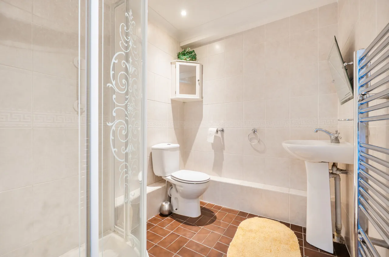 Green Lane, Lower Swanwick, SO31, photo 8
