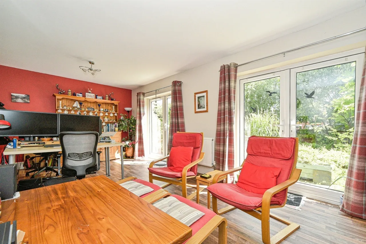 Belcombe Close, Coate, SN3, photo 4