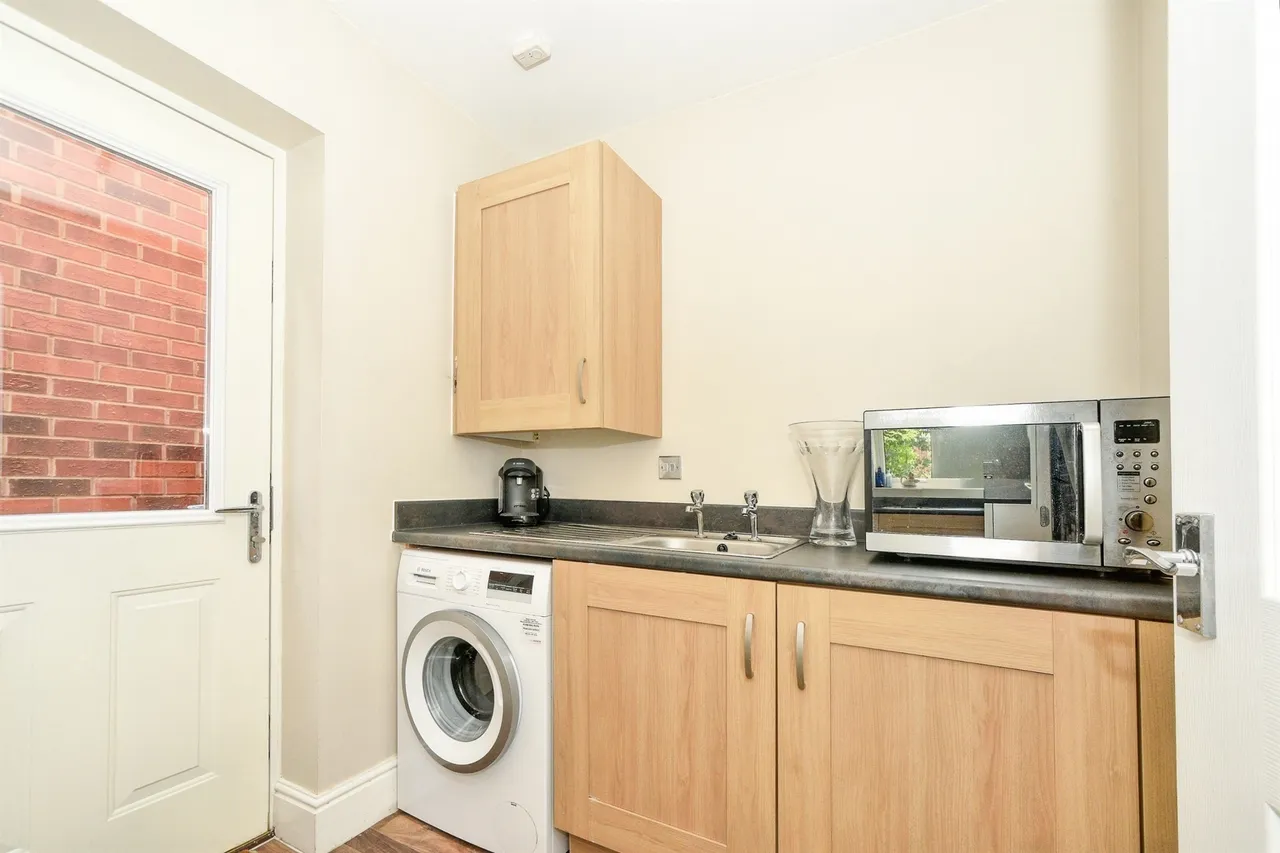 Belcombe Close, Coate, SN3, photo 6
