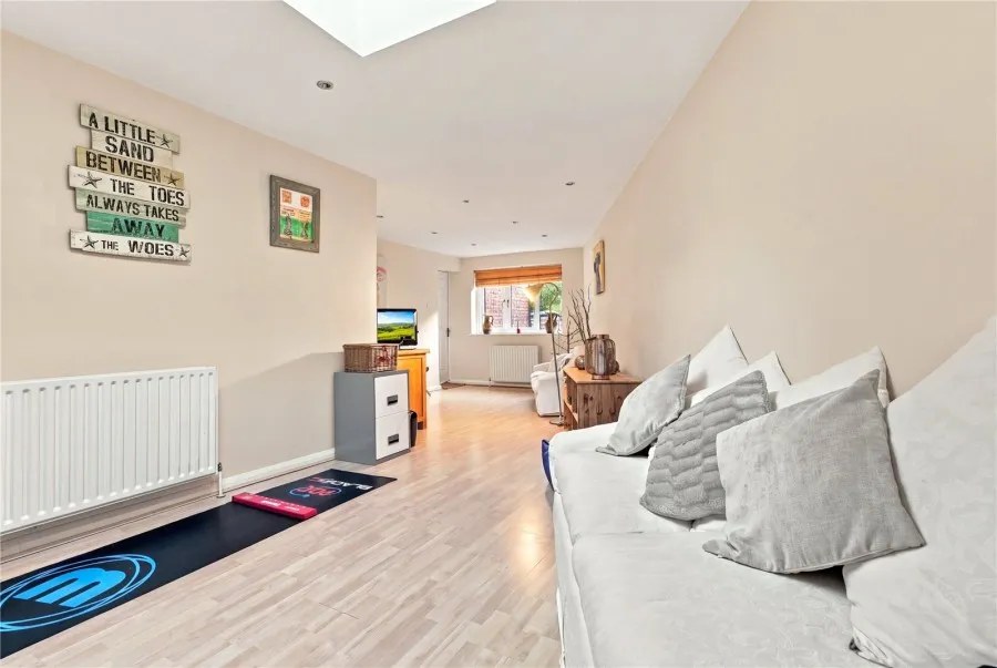 with 4 bedrooms in Bishop's Stortford, CM23, photo 6