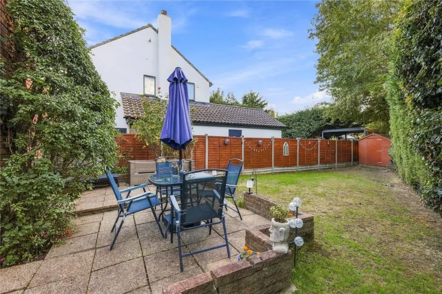 with 4 bedrooms in Bishop's Stortford, CM23, photo 11