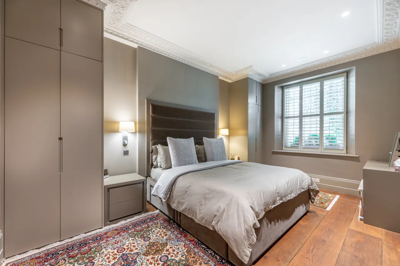 Lower Ground Floor 1, 100 Addison Road, London, photo 3