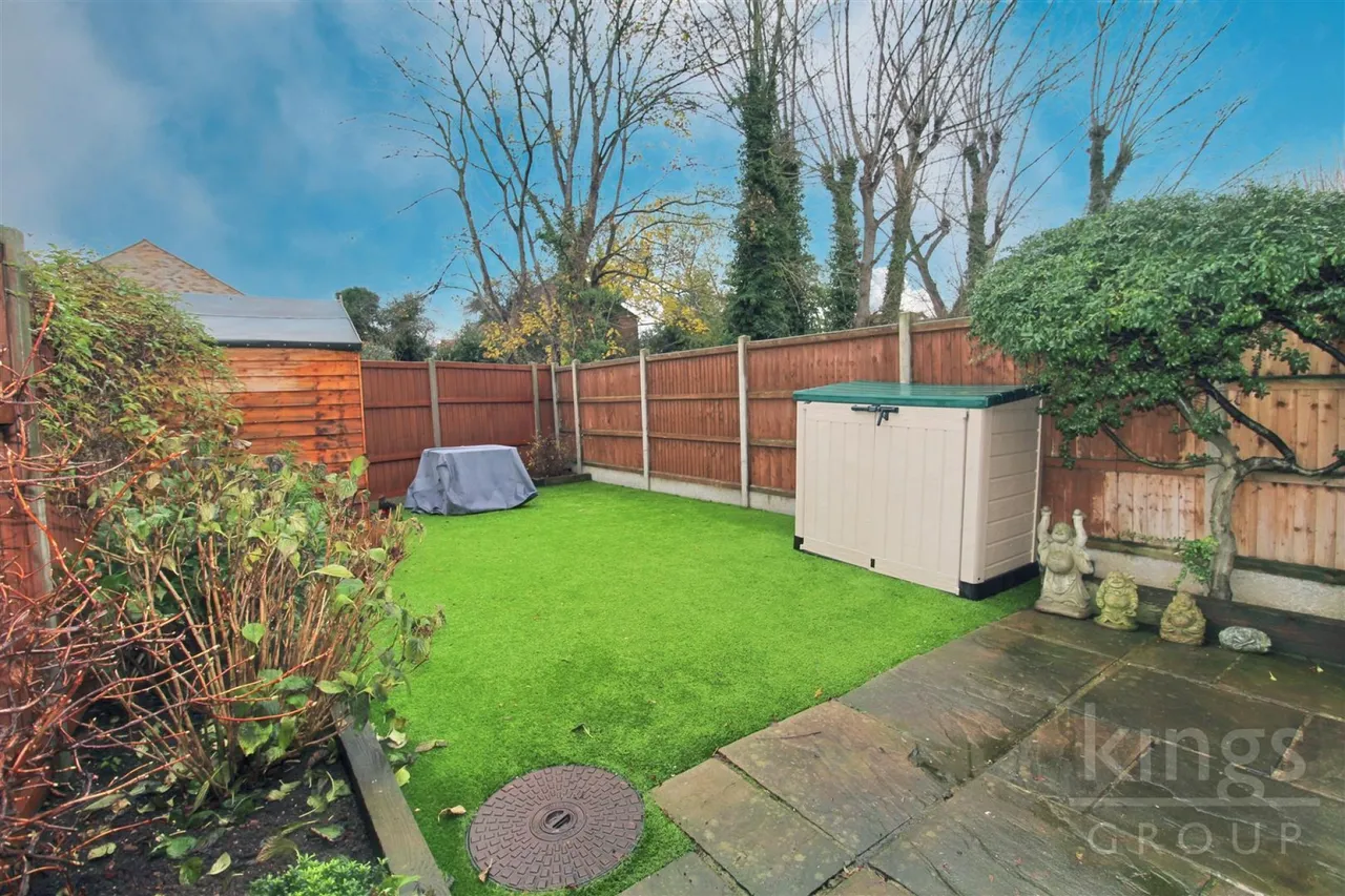 Leaforis Road, Cheshunt, photo 11